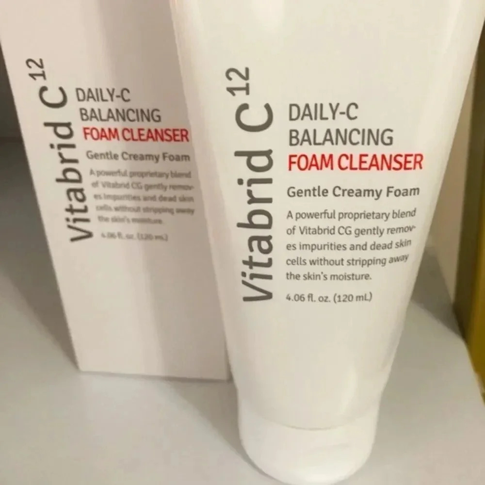 Makeup Products Set - Picture 12 of 16